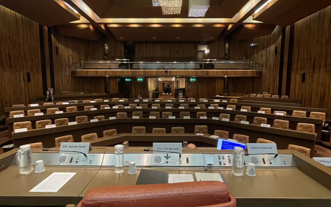 Full Council Meeting – The Citizen takes poll (sic) position