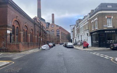 Brazen nighttime robbery at Lots Road house by three men